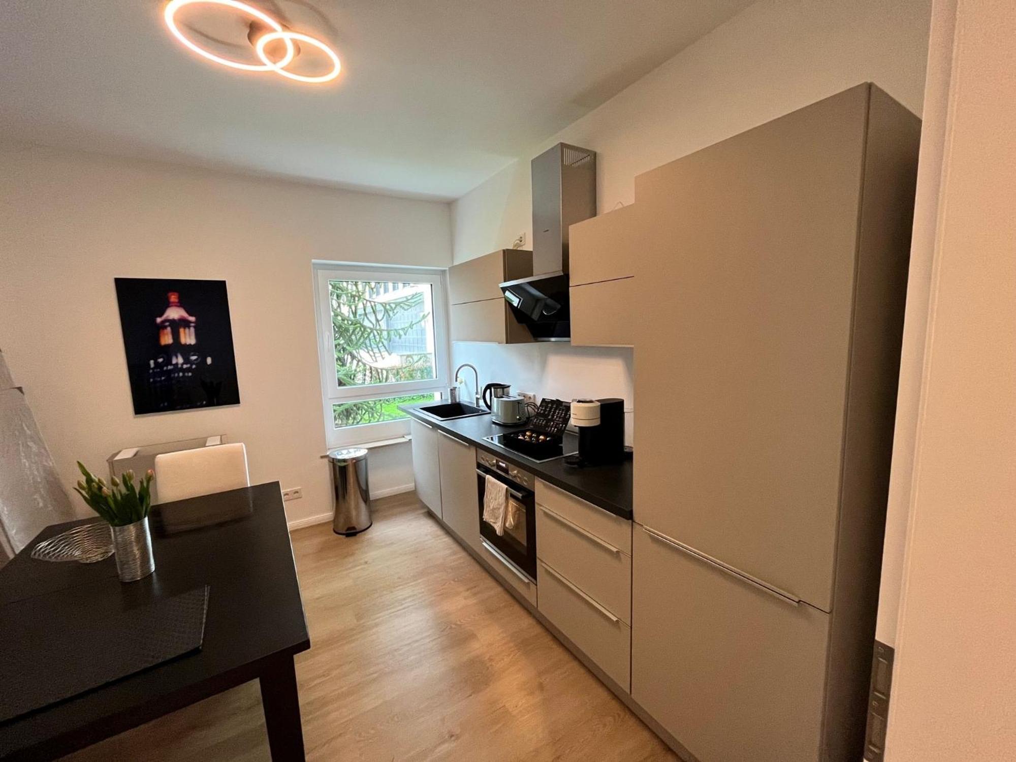 Raum2Go - No1 Modernes Ruhiges 2-Schlafzimmer Apartment City & Park Wiesbaden Zewnętrze zdjęcie